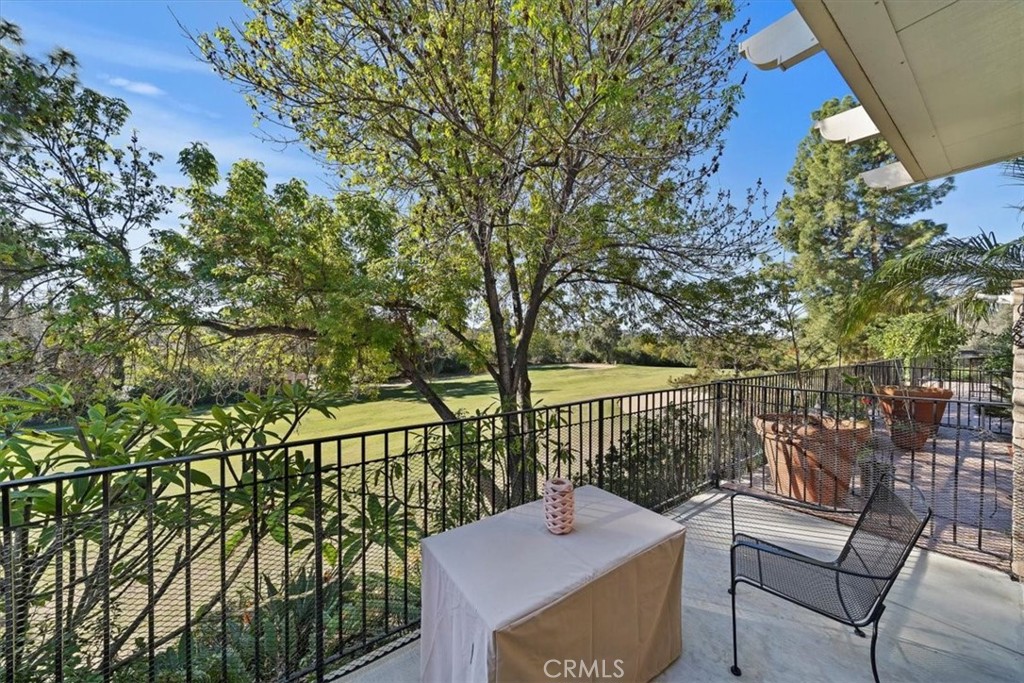 1040 Central Avenue, Unit 14 Riverside, CA 92507 - Photo 3 of 46