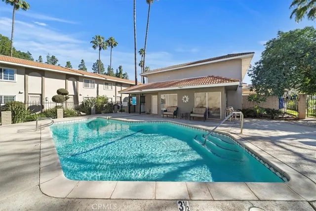 $449,999 | 1040 Central Avenue, Unit 14, Riverside, CA 92507