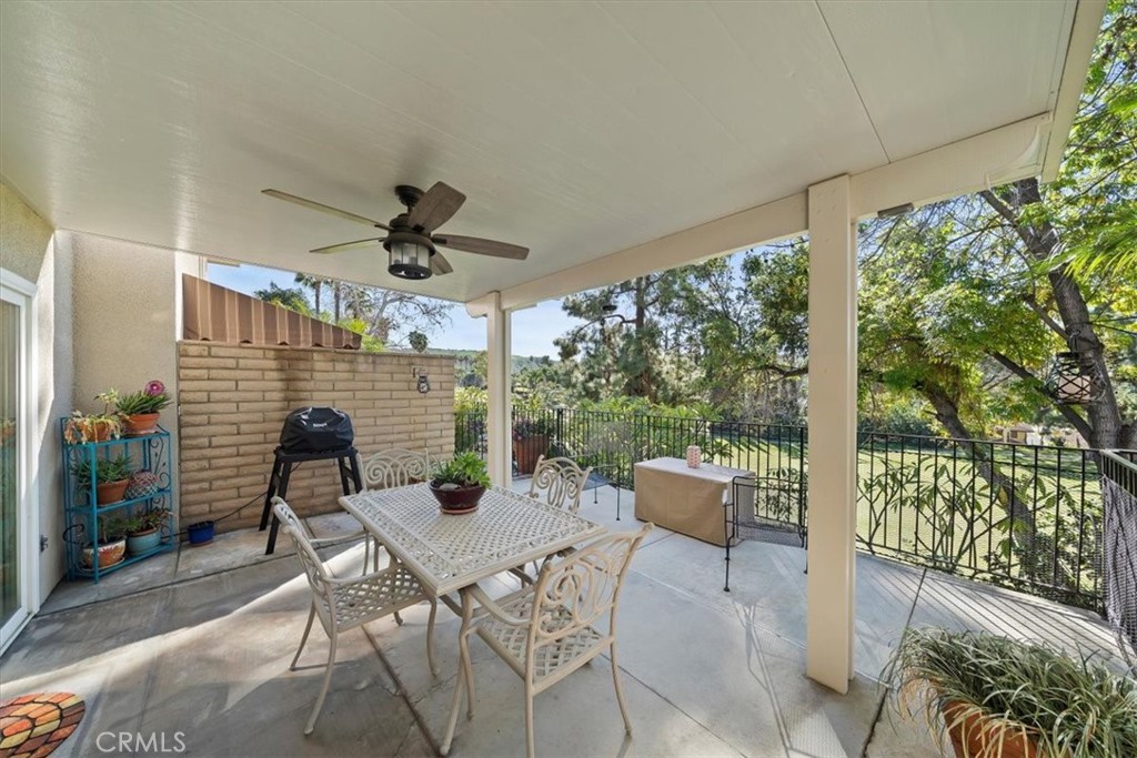 1040 Central Avenue, Unit 14 Riverside, CA 92507 - Photo 4 of 46