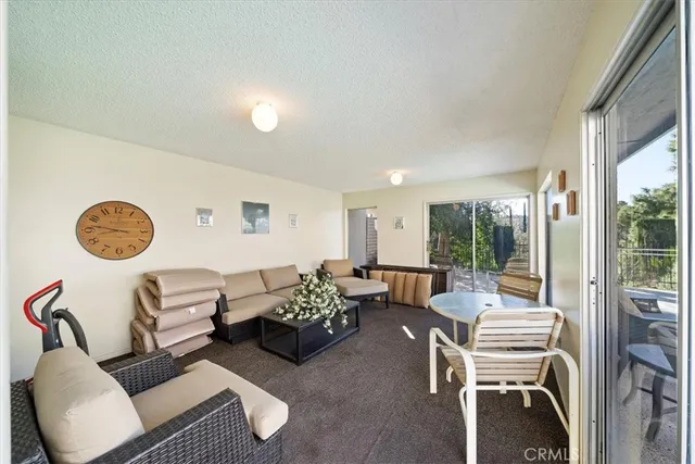 $449,999 | 1040 Central Avenue, Unit 14, Riverside, CA 92507