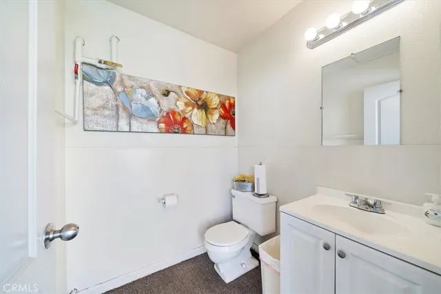 $449,999 | 1040 Central Avenue, Unit 14, Riverside, CA 92507