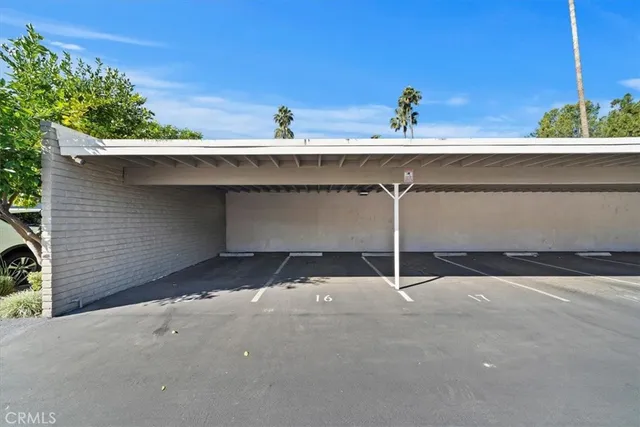 $449,999 | 1040 Central Avenue, Unit 14, Riverside, CA 92507