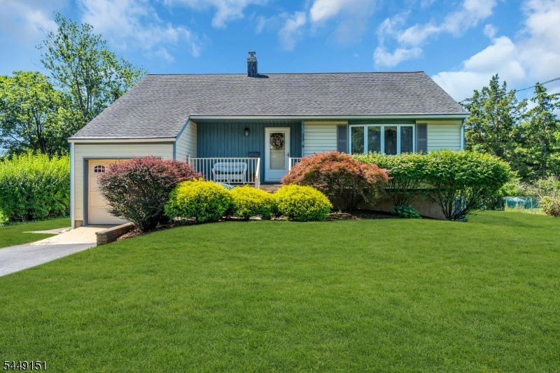 22 Fulton Road Somerset, NJ 08873 - Photo 2 of 36 Gallery Image 2