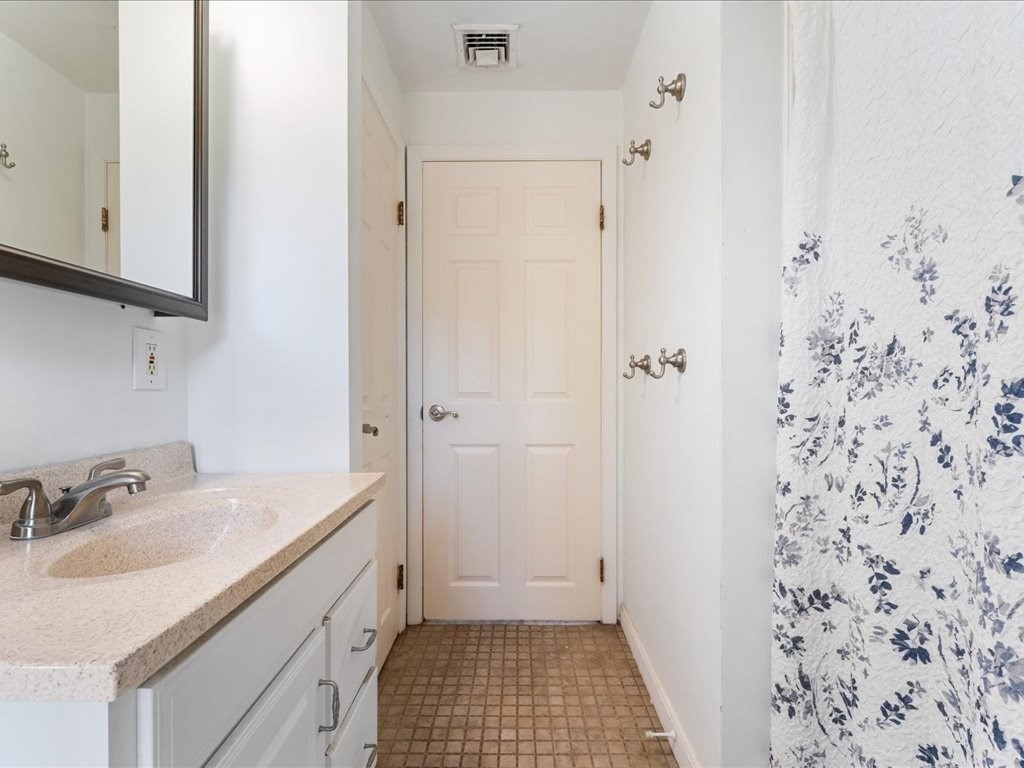 5 Perkins Road Danvers, MA 01923 - Photo 33 of 42