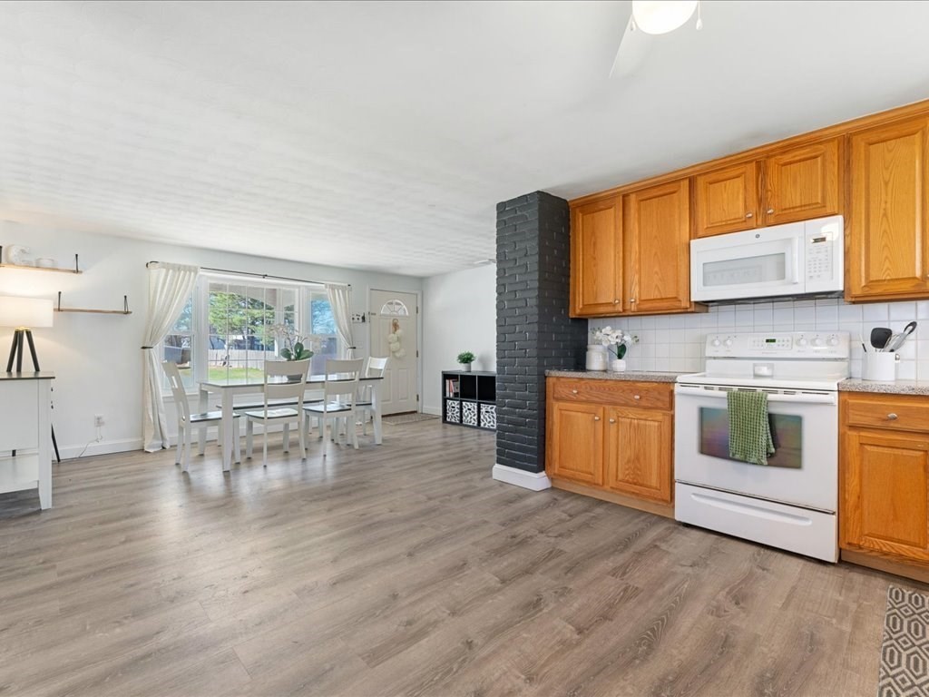 5 Perkins Road Danvers, MA 01923 - Photo 8 of 42