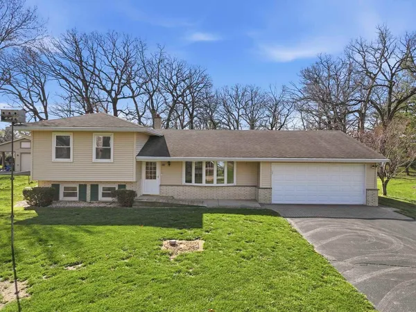 $399,900 | 30W445 Arbor Lane, West Chicago, IL 60185