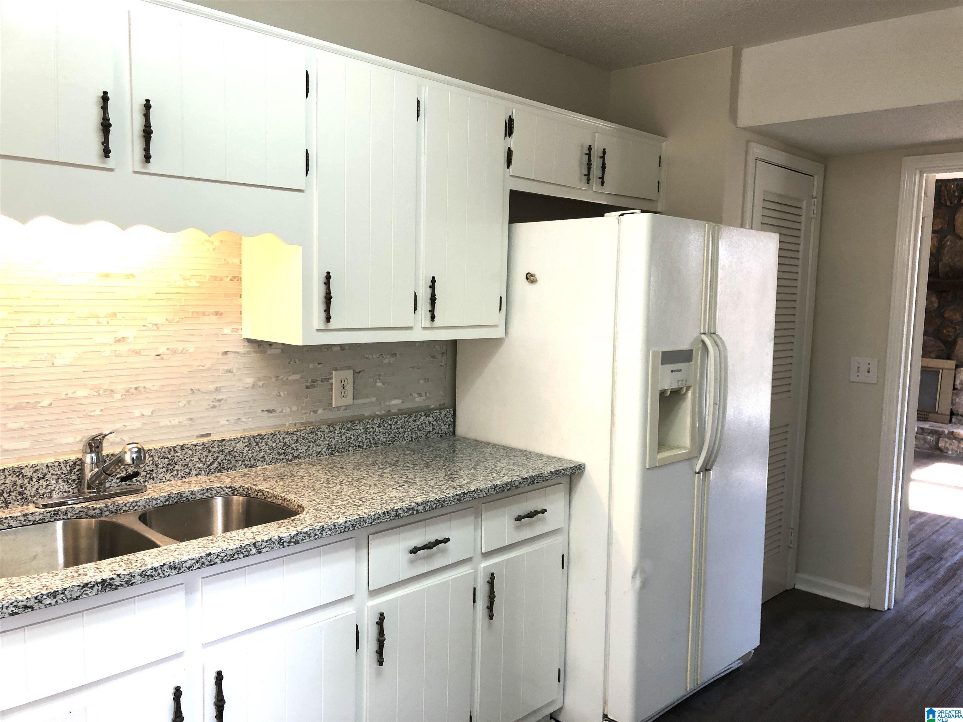 5556 Hampton Road Birmingham, AL 35210 - Photo 14 of 42