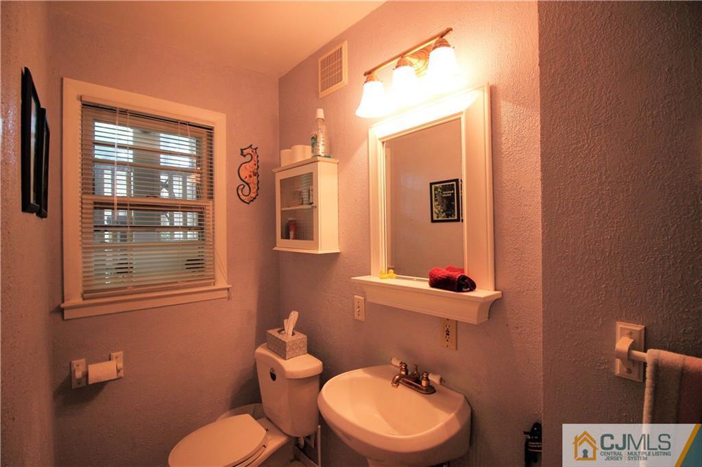 21 Jean Road East Brunswick, NJ 08816 - Photo 11 of 25 Gallery Image 11