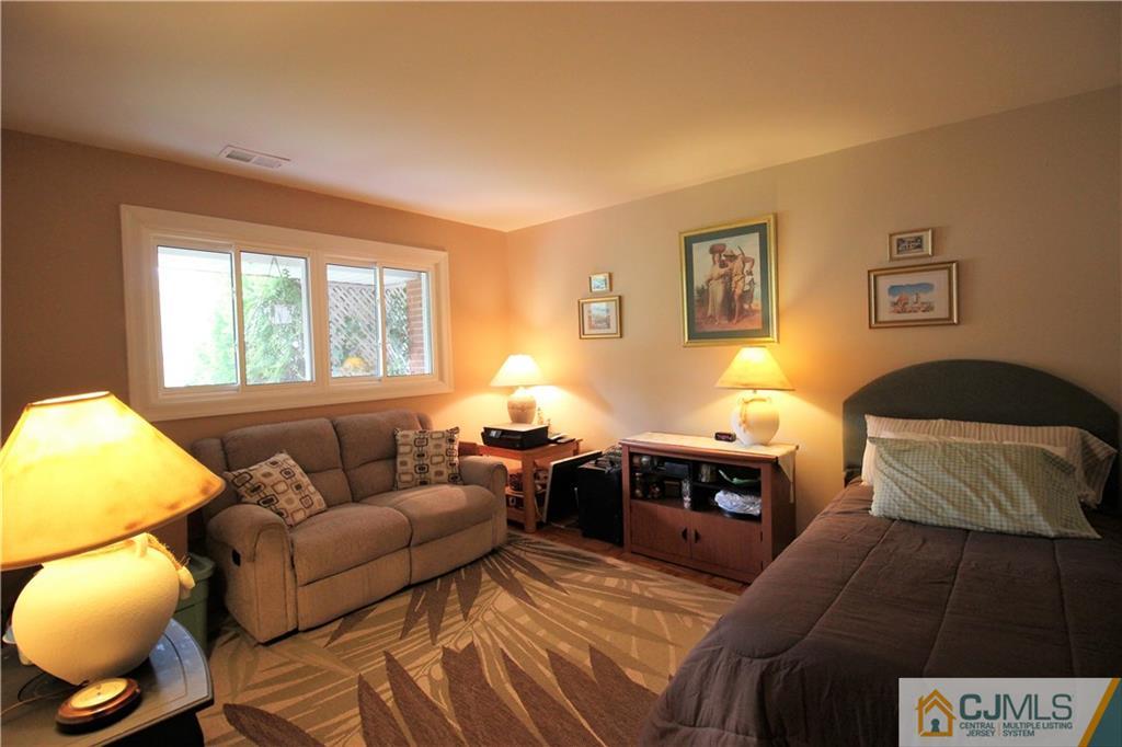 21 Jean Road East Brunswick, NJ 08816 - Photo 12 of 25 Gallery Image 12