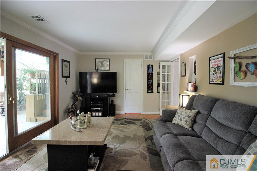 21 Jean Road East Brunswick, NJ 08816 - Photo 10 of 25 Gallery Image 10