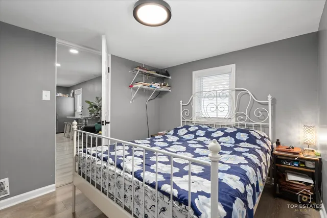 $265,000 | 268 North Gifford Street, Elgin, IL 60120