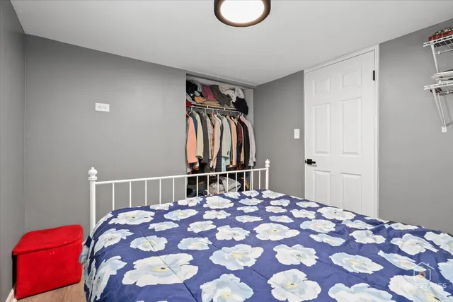 $265,000 | 268 North Gifford Street, Elgin, IL 60120