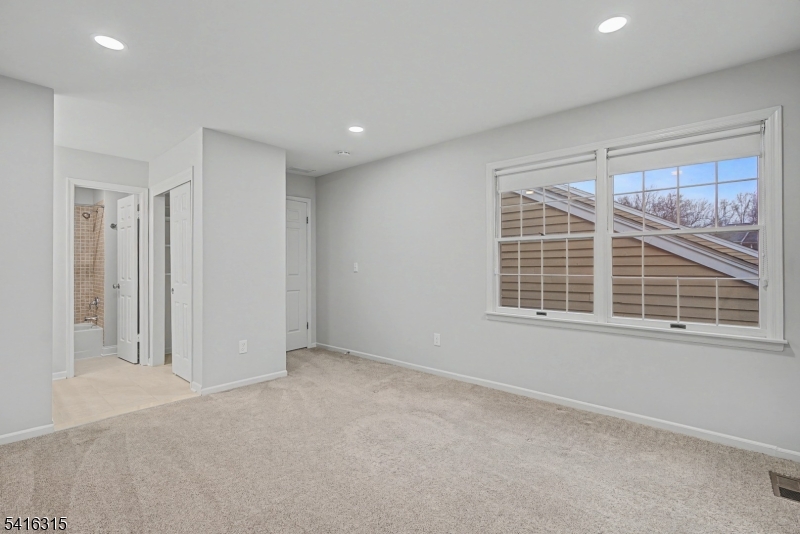 6 Exeter Road Bedminster, NJ 07921 - Photo 15 of 17