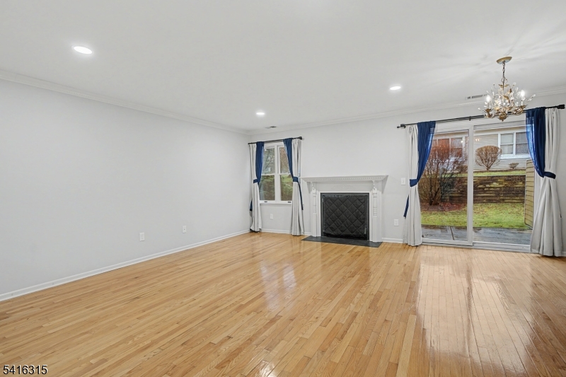 6 Exeter Road Bedminster, NJ 07921 - Photo 6 of 17