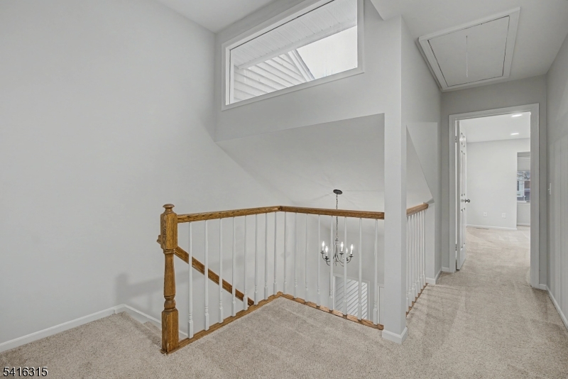 6 Exeter Road Bedminster, NJ 07921 - Photo 10 of 17