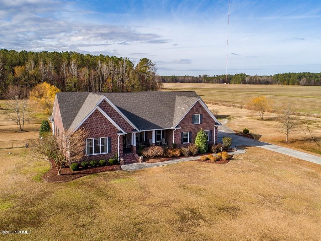 780 Prescott Road New Bern, NC 28560 - Photo 1 of 48 Gorgeous Country Estate