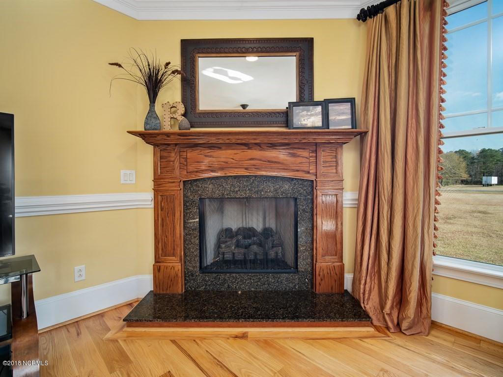 780 Prescott Road New Bern, NC 28560 - Photo 11 of 48 Gas Log Fireplace