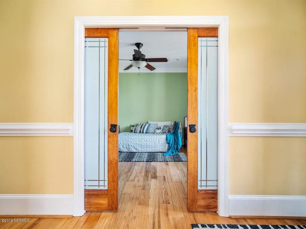 780 Prescott Road New Bern, NC 28560 - Photo 13 of 48 Pocket Doors