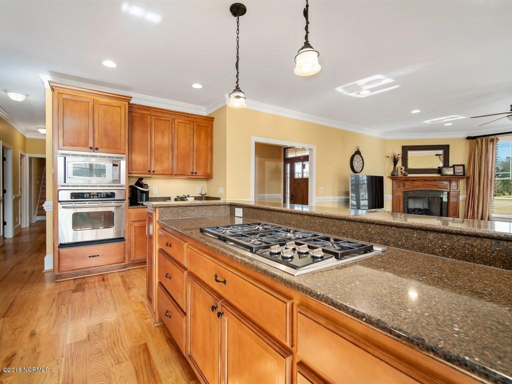 780 Prescott Road New Bern, NC 28560 - Photo 18 of 48 Great for Entertaining
