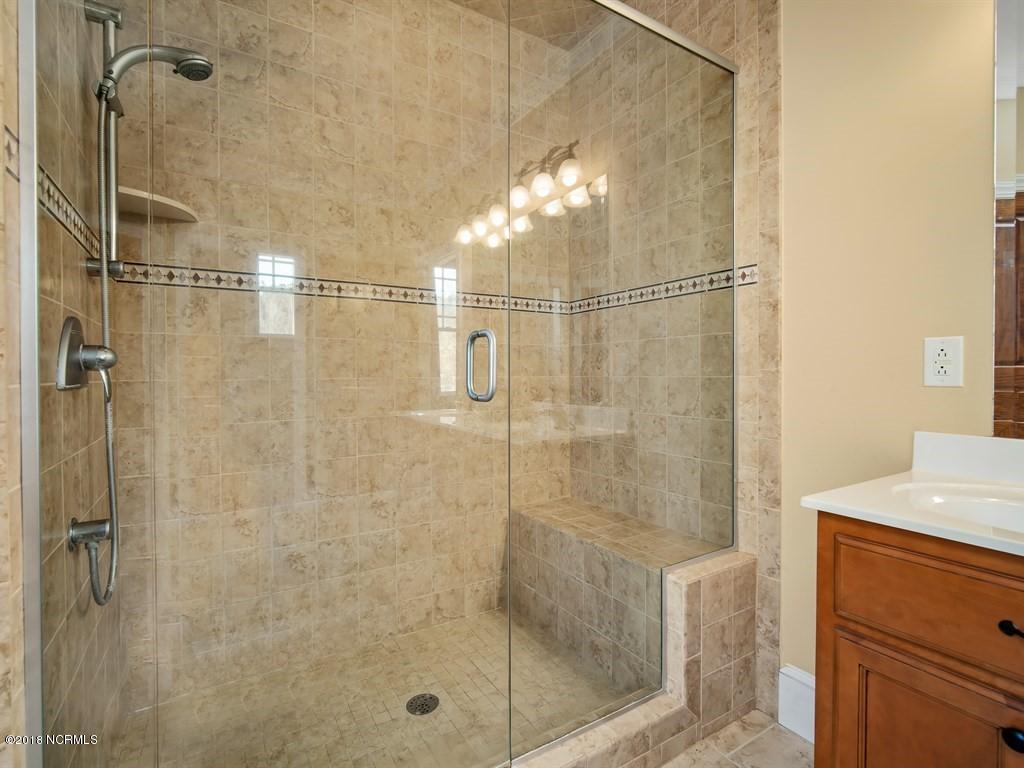 780 Prescott Road New Bern, NC 28560 - Photo 28 of 48 Large Walk-In Shower