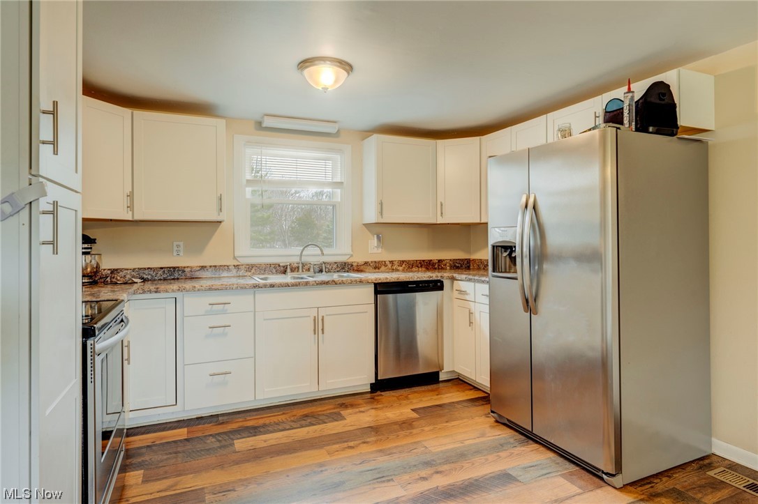 5860 Case Road North Ridgeville, OH 44039 - Photo 14 of 30