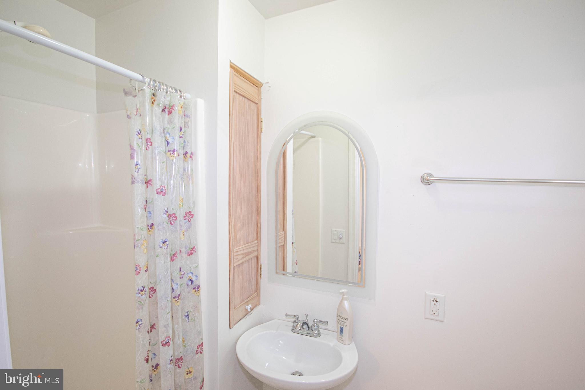 10241 Deal Island Road Deal Island, MD 21821 - Photo 42 of 74 Bathroom 3