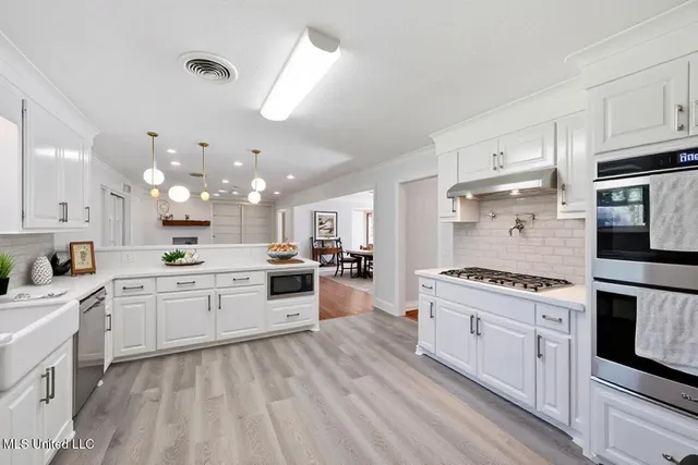 $299,000 | 144 Rollingwood Drive, Jackson, MS 39211