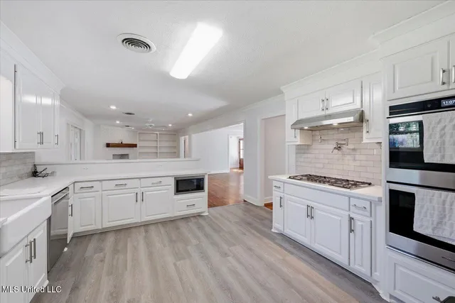 $299,000 | 144 Rollingwood Drive, Jackson, MS 39211