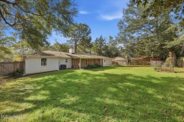 $299,000 | 144 Rollingwood Drive, Jackson, MS 39211