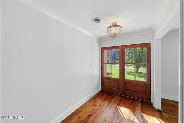 $299,000 | 144 Rollingwood Drive, Jackson, MS 39211