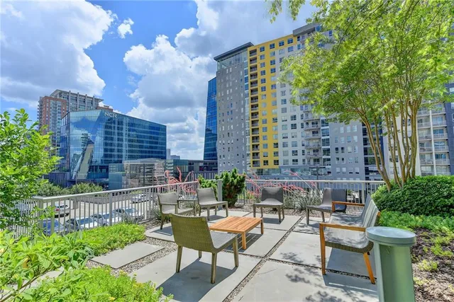 $1,795 | 44 Peachtree Place Northeast, Unit 828, Atlanta, GA 30309