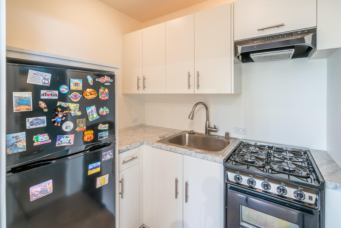 2118 Mt Calvary Road Santa Barbara, CA 93105 - Photo 34 of 55 Guest Kitchenette 2118 Mt Calvary Rd