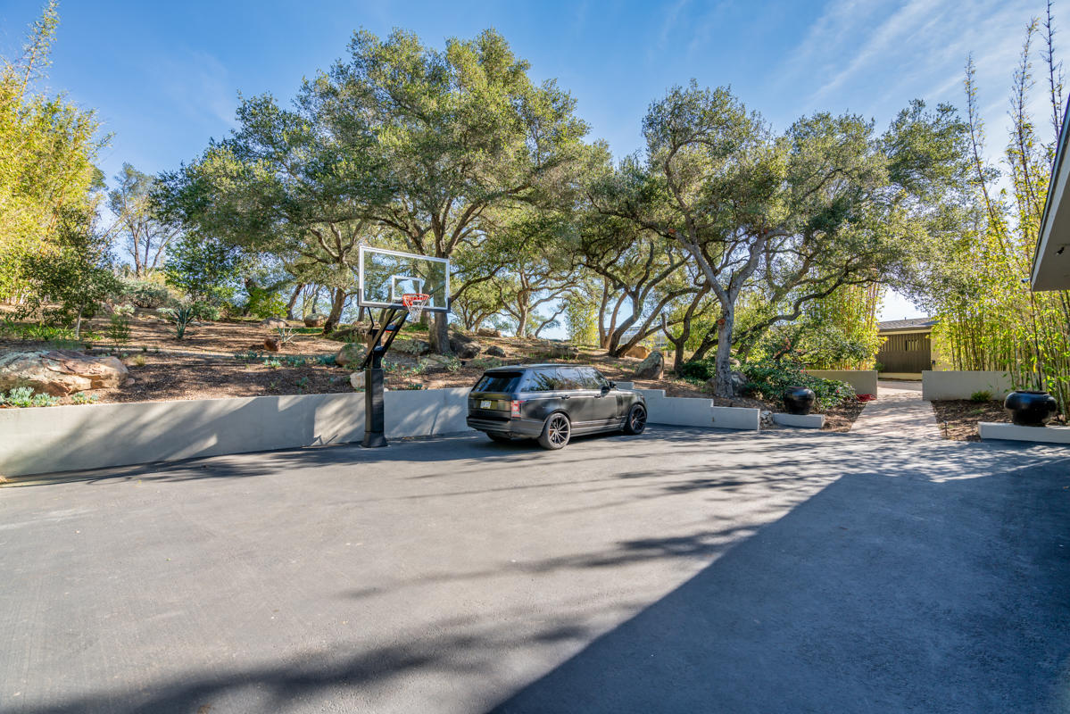 2118 Mt Calvary Road Santa Barbara, CA 93105 - Photo 47 of 55 Driveway 2118 Mt Calvary Rd 93105