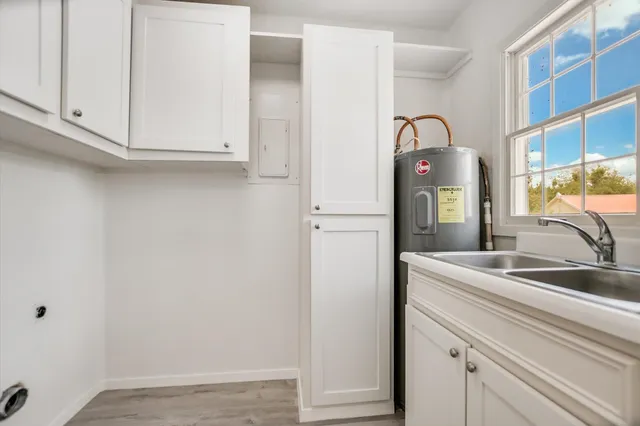 $299,000 | 108 Lachite, Horseshoe Bay, TX 78657