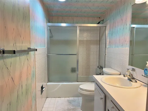 $1,900 | 1801 South Ocean Drive, Unit 934, Hallandale Beach, FL 33009