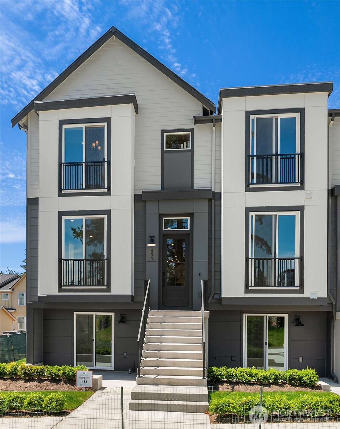 417 Parkside Walk Sammamish, WA 98074 - Photo 1 of 19