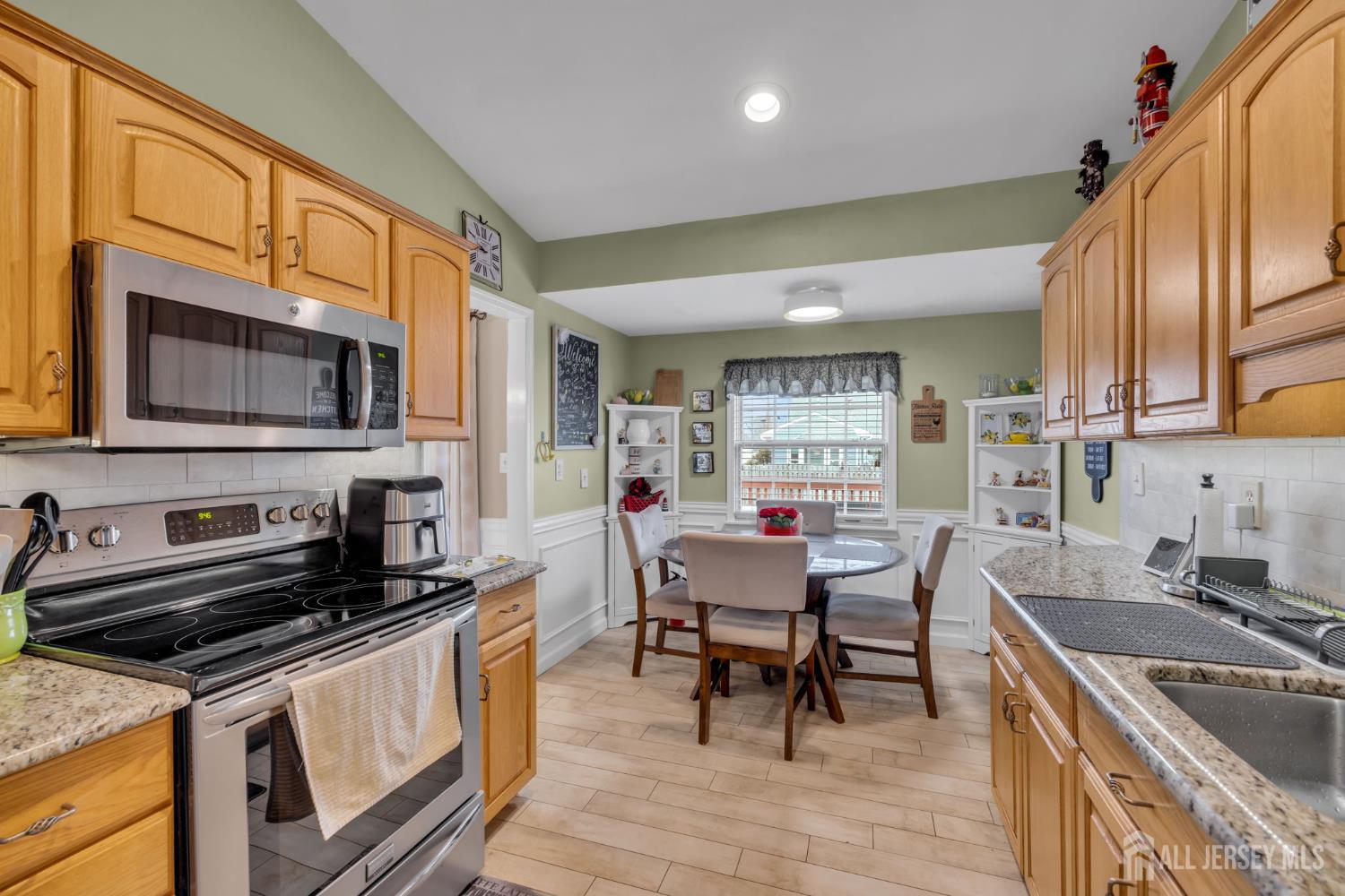 26 Exeter Street Old Bridge, NJ 08857 - Photo 11 of 32