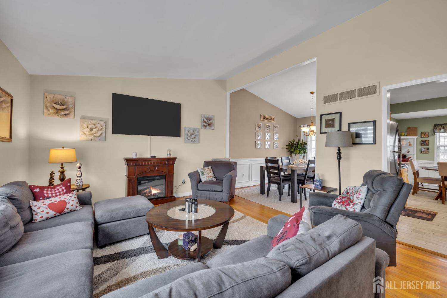 26 Exeter Street Old Bridge, NJ 08857 - Photo 6 of 32