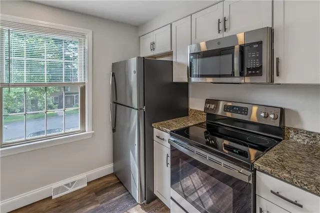 $1,750 | 313 Scott Lane, Venetia, PA 15367