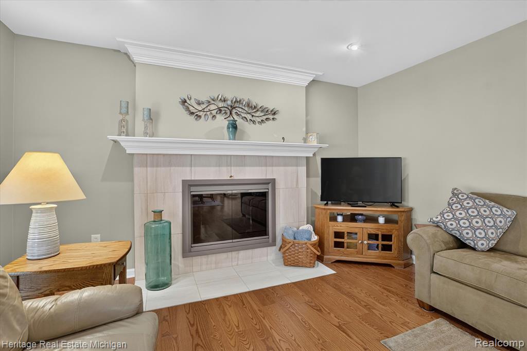14038 Hogan Road Linden, MI 48451 - Photo 11 of 53