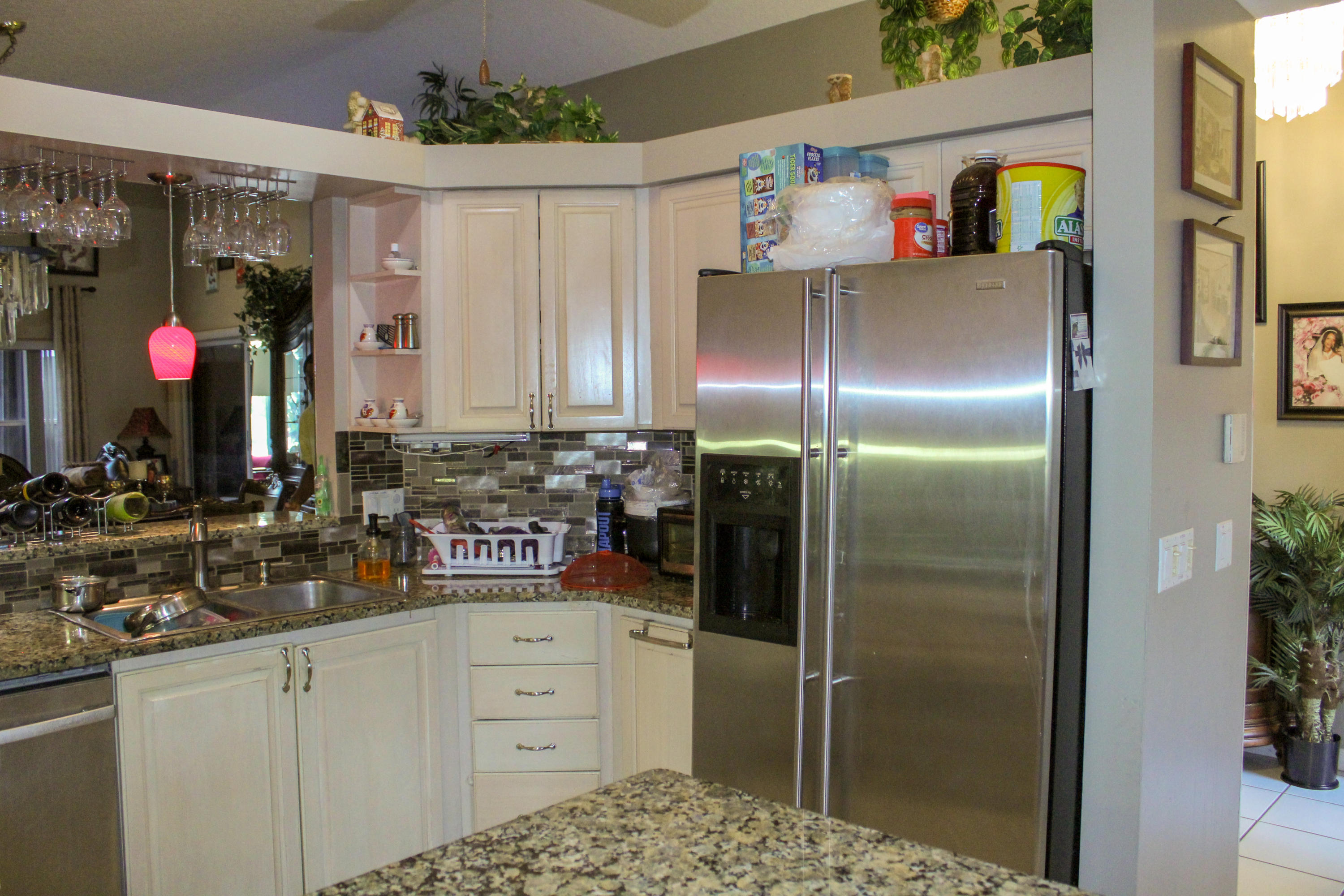 3081 Casa Rio Court Riviera Beach, FL 33418 - Photo 3 of 20 kitchen