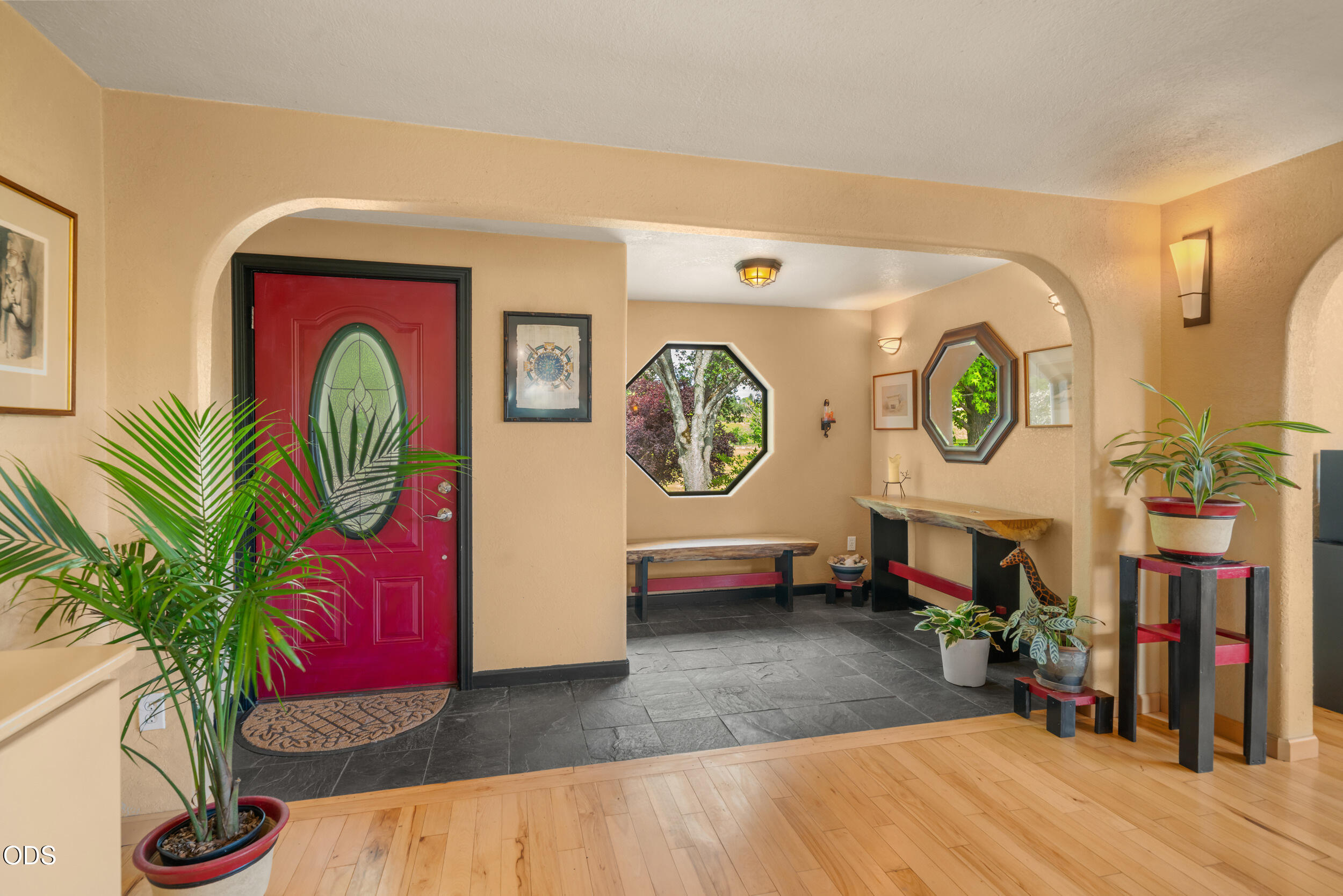 255 Carmen Road Talent, OR 97540 - Photo 3 of 56