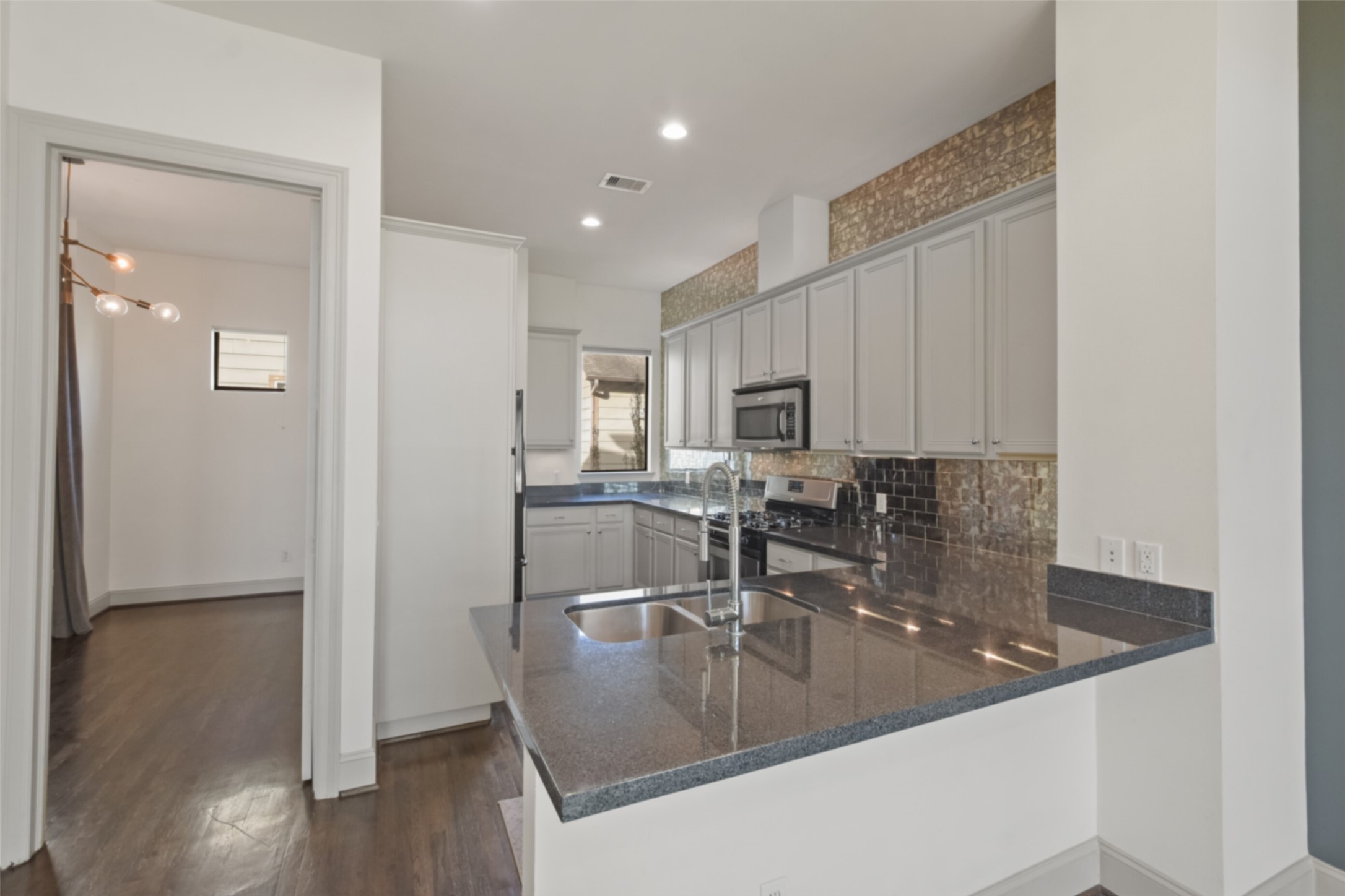 5000 Schuler Street, Unit D Houston, TX 77007 - Photo 15 of 30