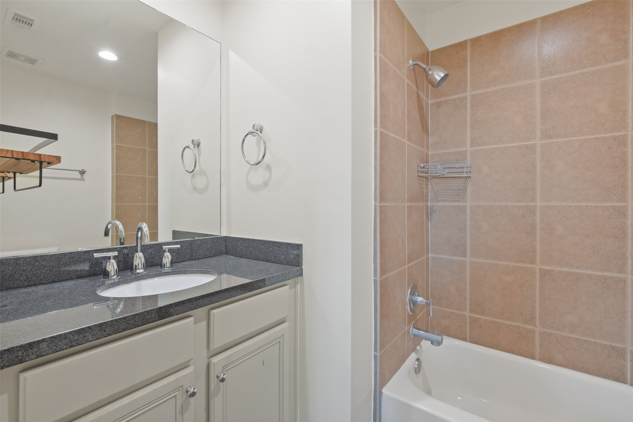 5000 Schuler Street, Unit D Houston, TX 77007 - Photo 8 of 30