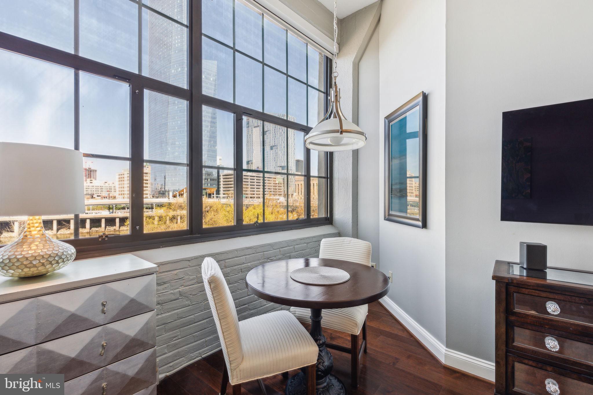 2429 Locust Street, Unit 302 Philadelphia, PA 19103 - Photo 17 of 34