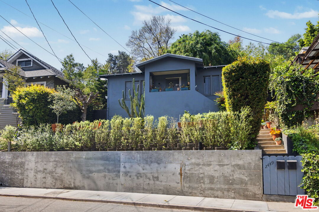 2449 Riverside Place Los Angeles, CA 90039 - Photo 1 of 42
