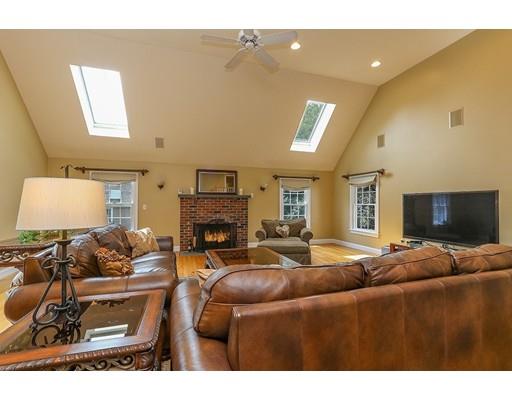 162 Greenhill Road Westwood, MA 02090 - Photo 18 of 42 Gallery Image 18