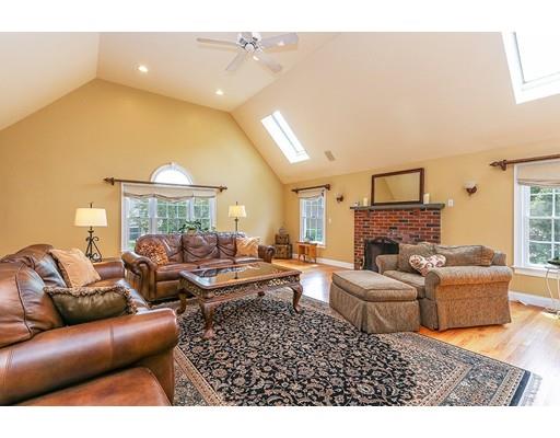 162 Greenhill Road Westwood, MA 02090 - Photo 19 of 42 Gallery Image 19