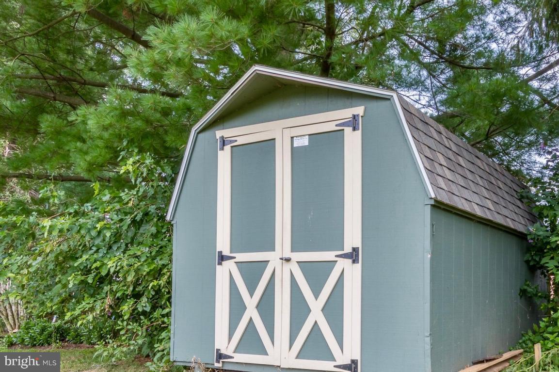 1850 Wilderness Road Lancaster, PA 17603 - Photo 27 of 39 Gallery Image 27
