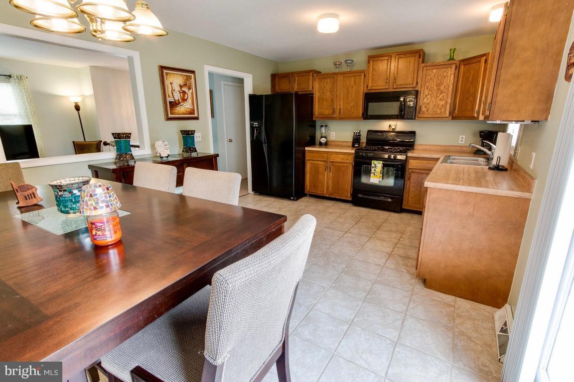 1850 Wilderness Road Lancaster, PA 17603 - Photo 6 of 39 Gallery Image 6